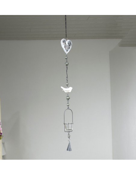 Suspension l'oiseau dans le coeur
